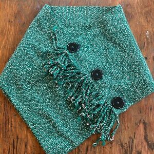 Elegant Green Knit Scarf with Black Buttons